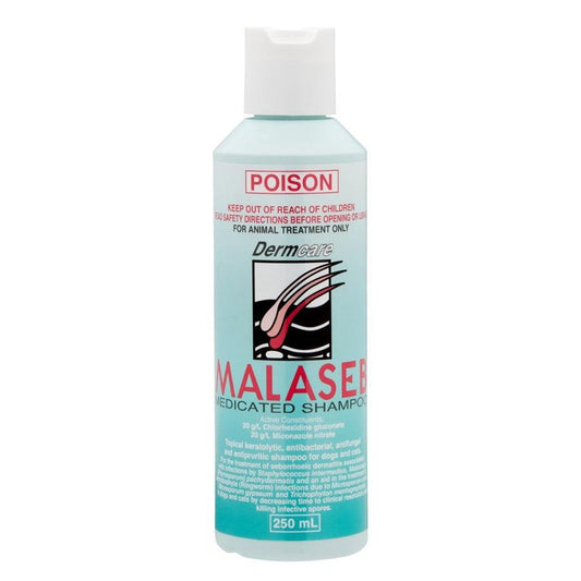 Aloveen vs Dermcare dog shampoo comparison featuring Aloveen, Malaseb and Pyohex products