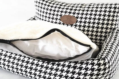Houndstooth Dog Bed