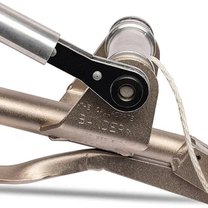 Callicrate SMART Bander cattle banding tool with replacement loops