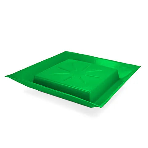 Bainbridge Anti-Tip Trough Feeder 25L – Livestock Feed Trough