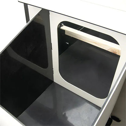 Bainbridge chicken coop removable nesting box