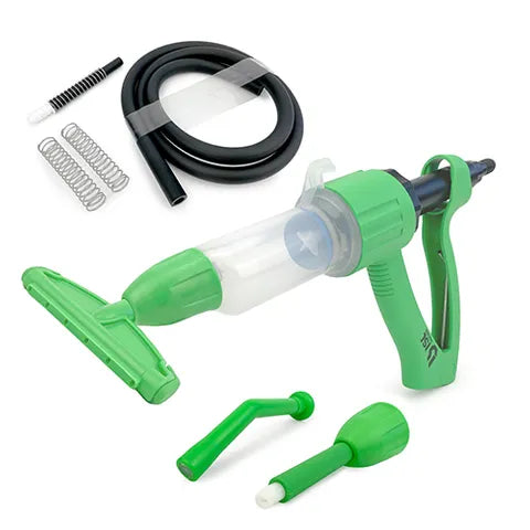 Bainbridge Ezi Squeeze 40mL pour-on applicator for cattle and sheep
